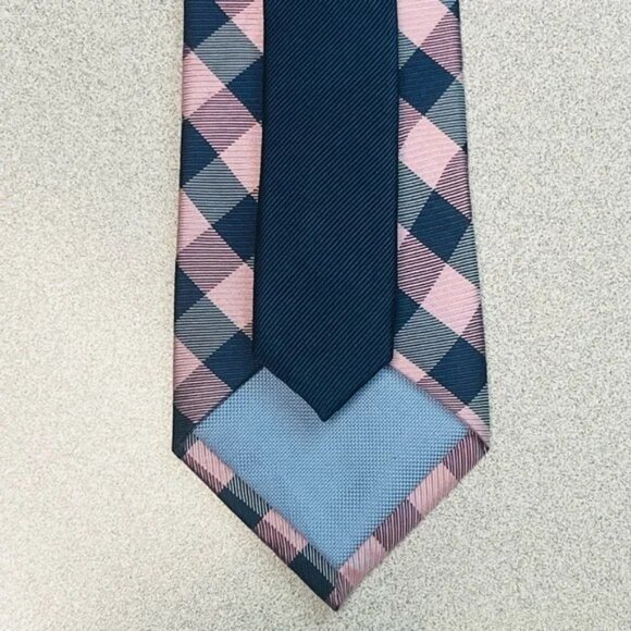 Tommy Hilfiger Men's Blue and Pink Plaid Tie 100% Silk - Picture 4 of 5